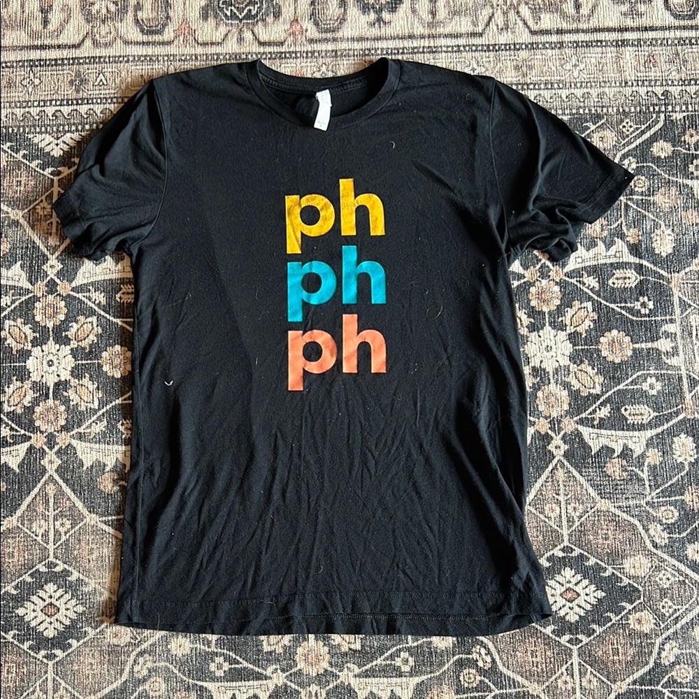 Women’s Pursuing Health tee